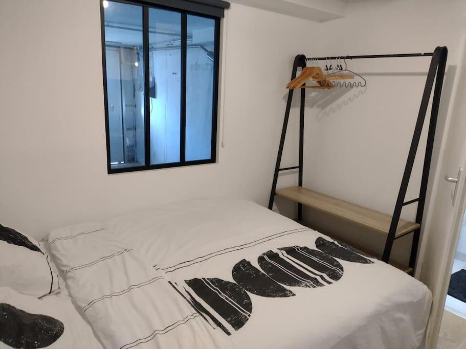Le Reposant - Parking Box -24 H Le Mans - Le Mans Classic-Gp-Oasis - Antares - Parc Des Expositions 외부 사진