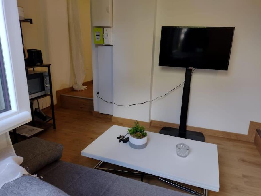 Le Reposant - Parking Box -24 H Le Mans - Le Mans Classic-Gp-Oasis - Antares - Parc Des Expositions 외부 사진
